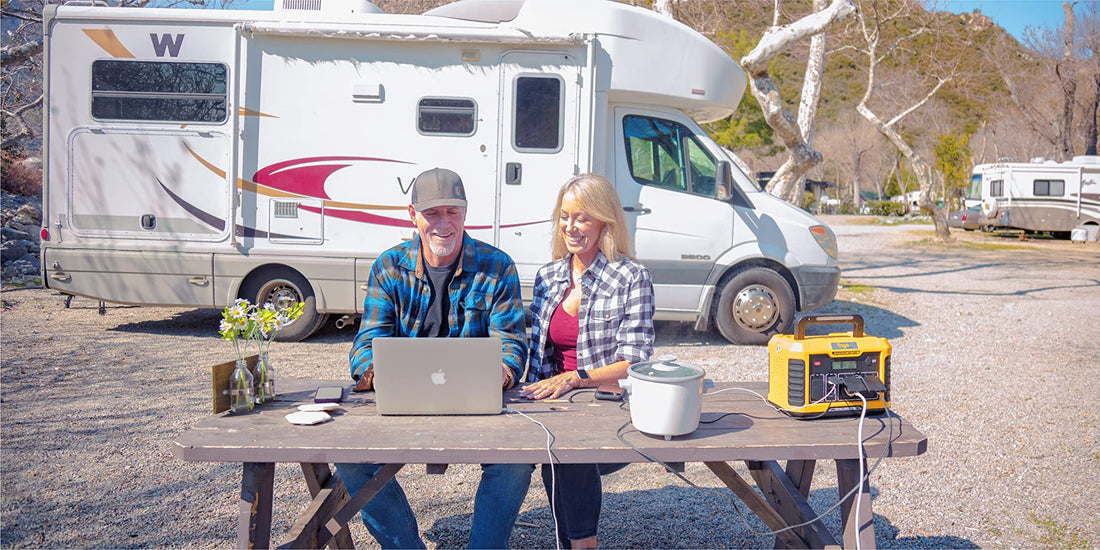 7 Benefits of a Portable Power Station on a Road Trip